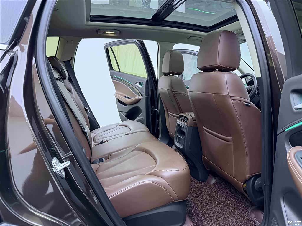 Buick Envision Plus, 2021 11