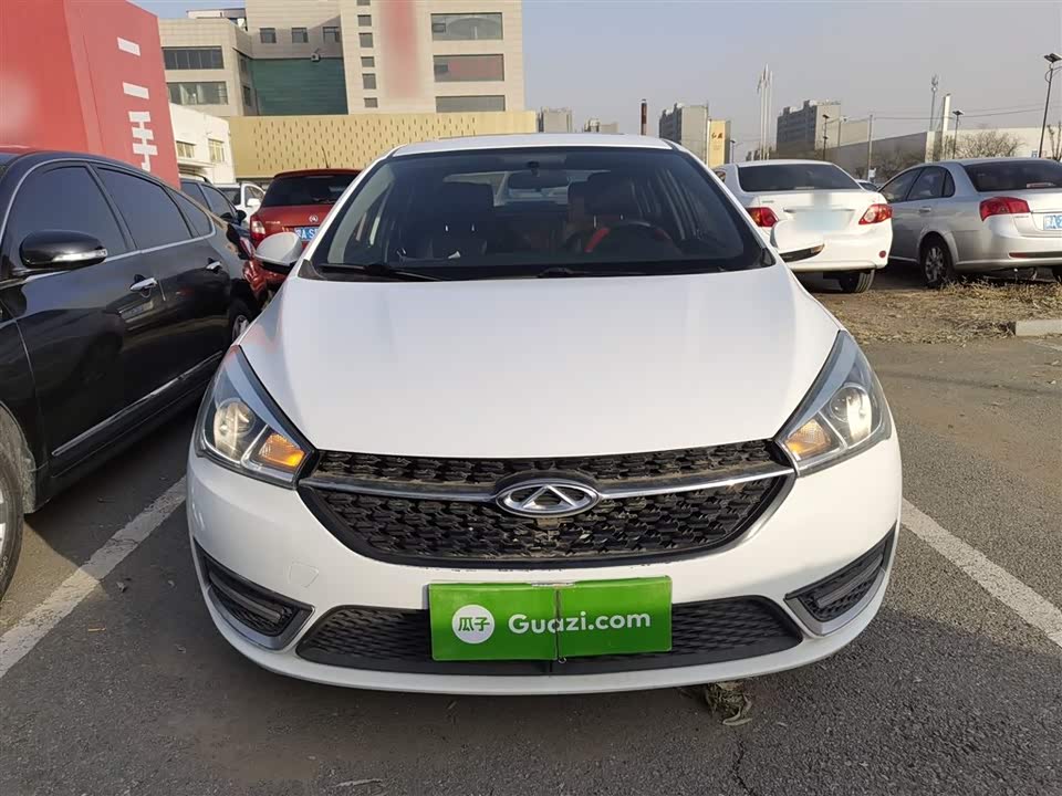 Chery Arrizo 5