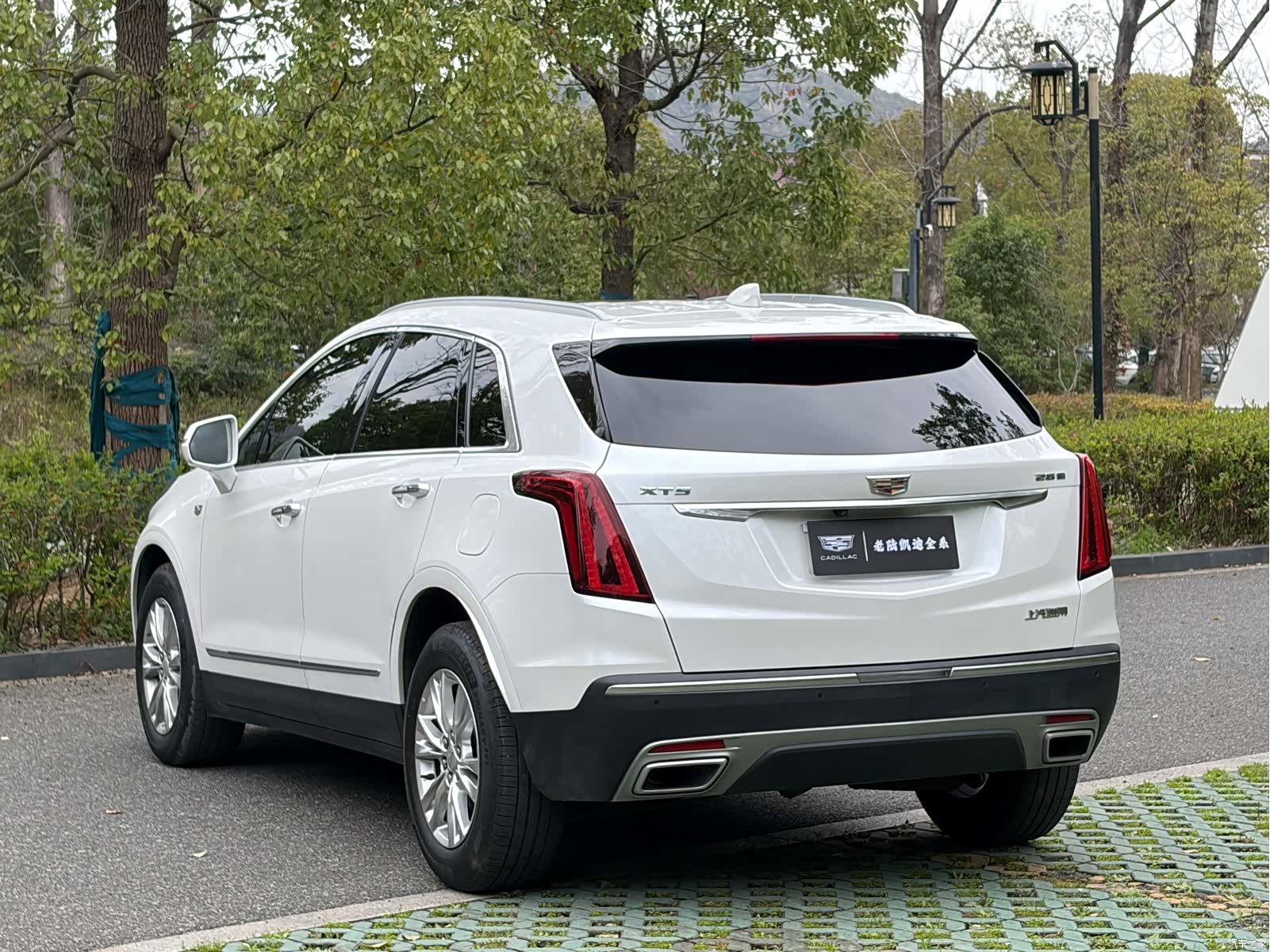 Cadillac XT5, 2022 8