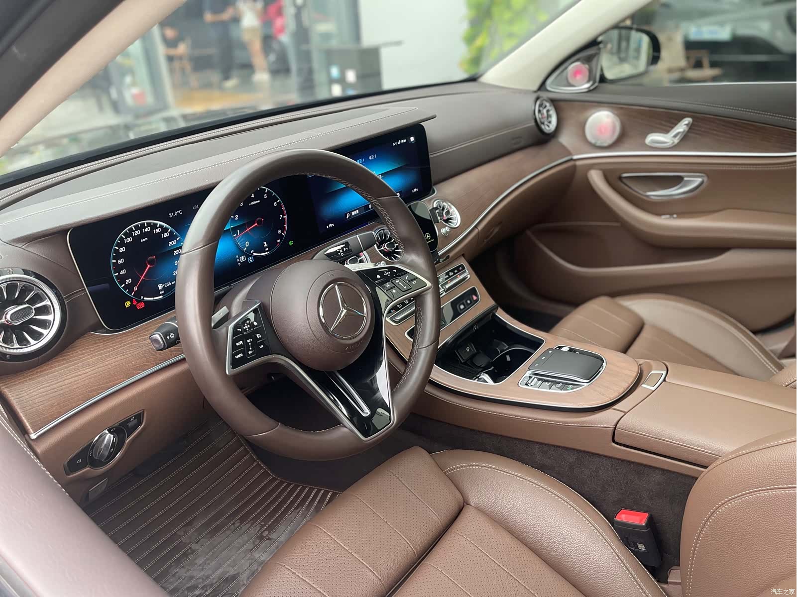 Mercedes-Benz E-Class, 2023 7