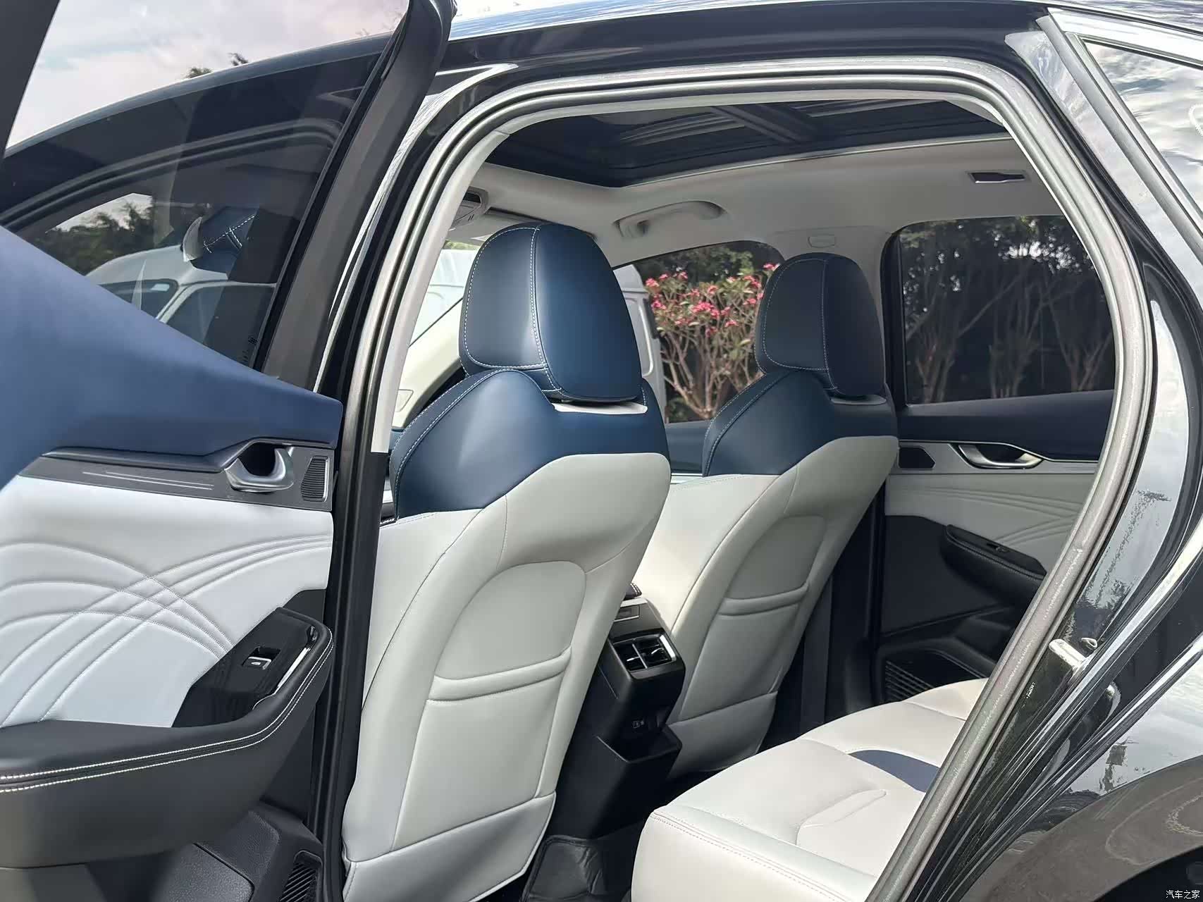 Geely Preface, 2023 14