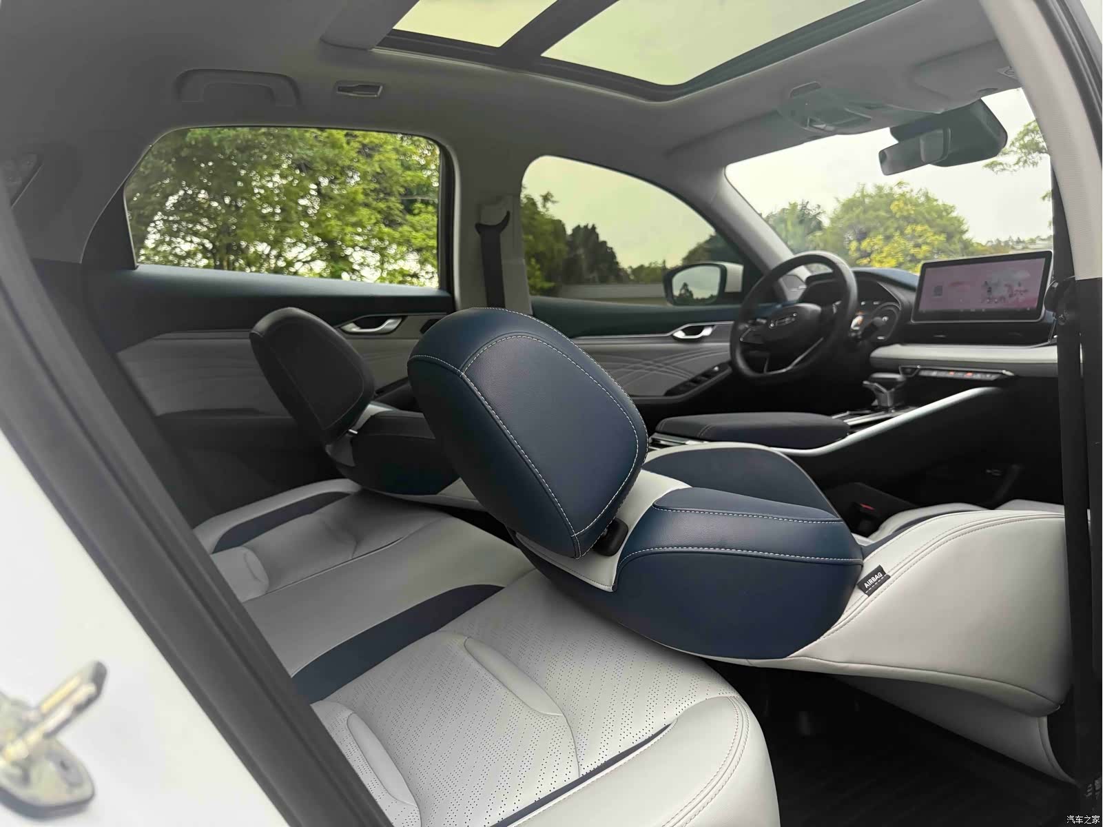 Geely Preface, 2022 7