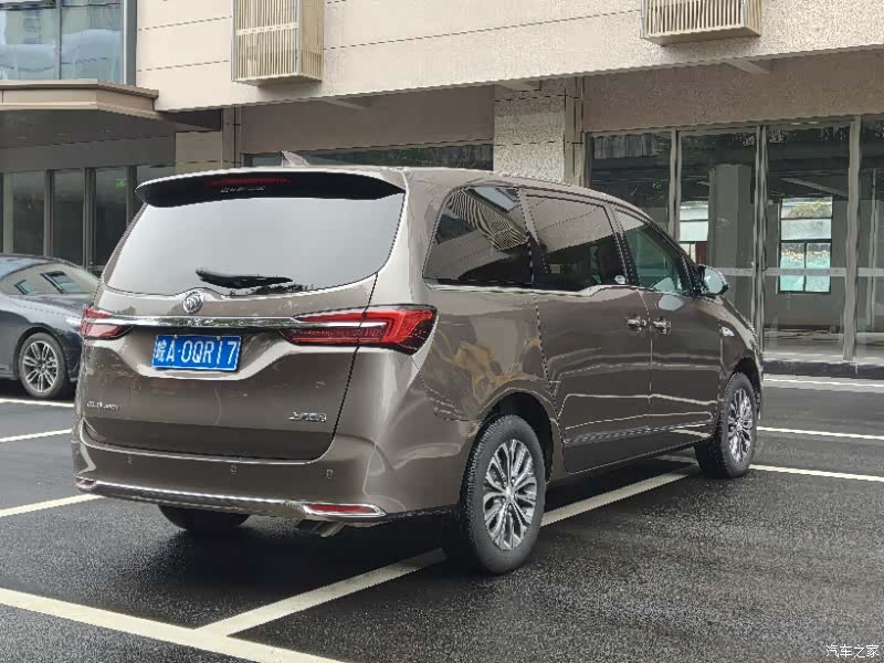Buick GL8, 2021 11
