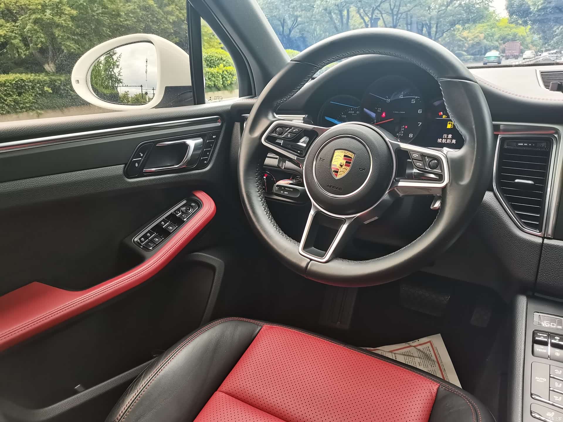 Porsche Macan, 2016 9