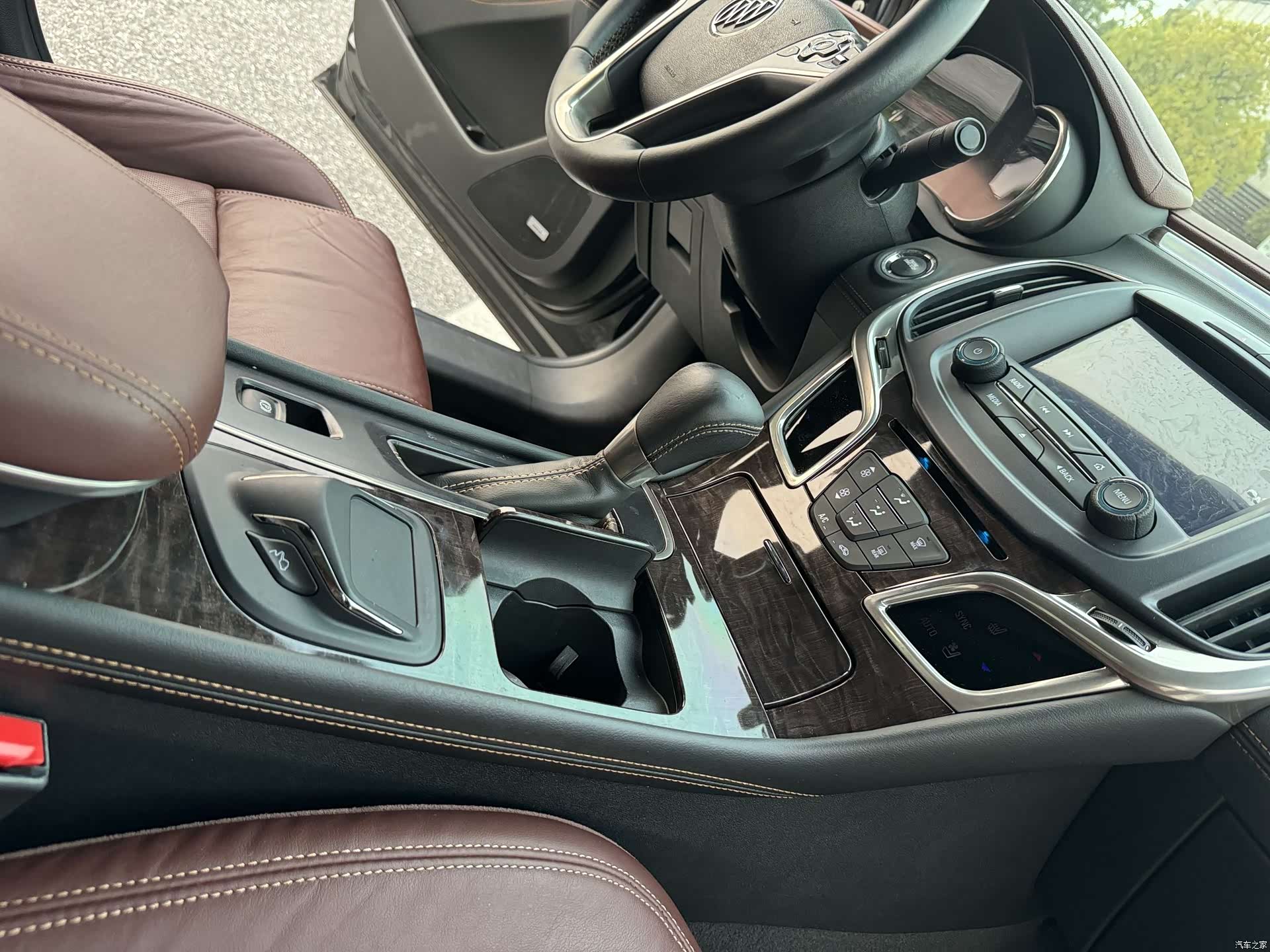 Buick LaCrosse, 2015 8
