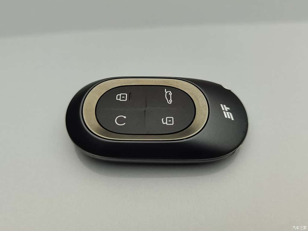 Jetour L7, 2025 19