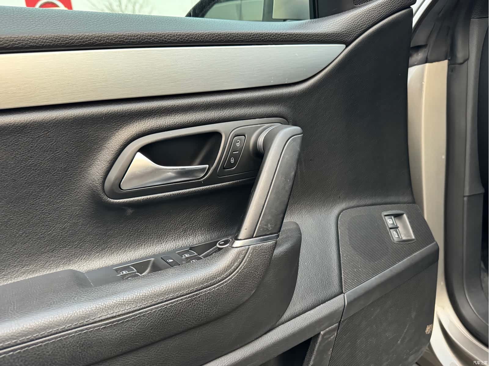 Volkswagen CC, 2011 8