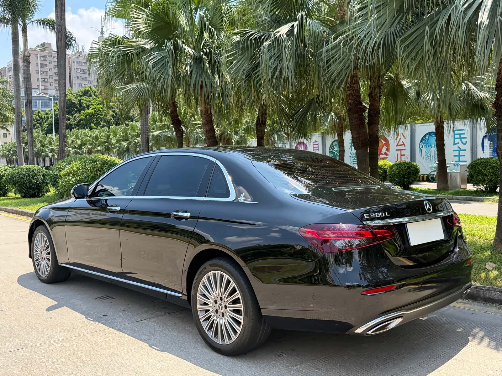 Mercedes-Benz E-Class, 2022 6