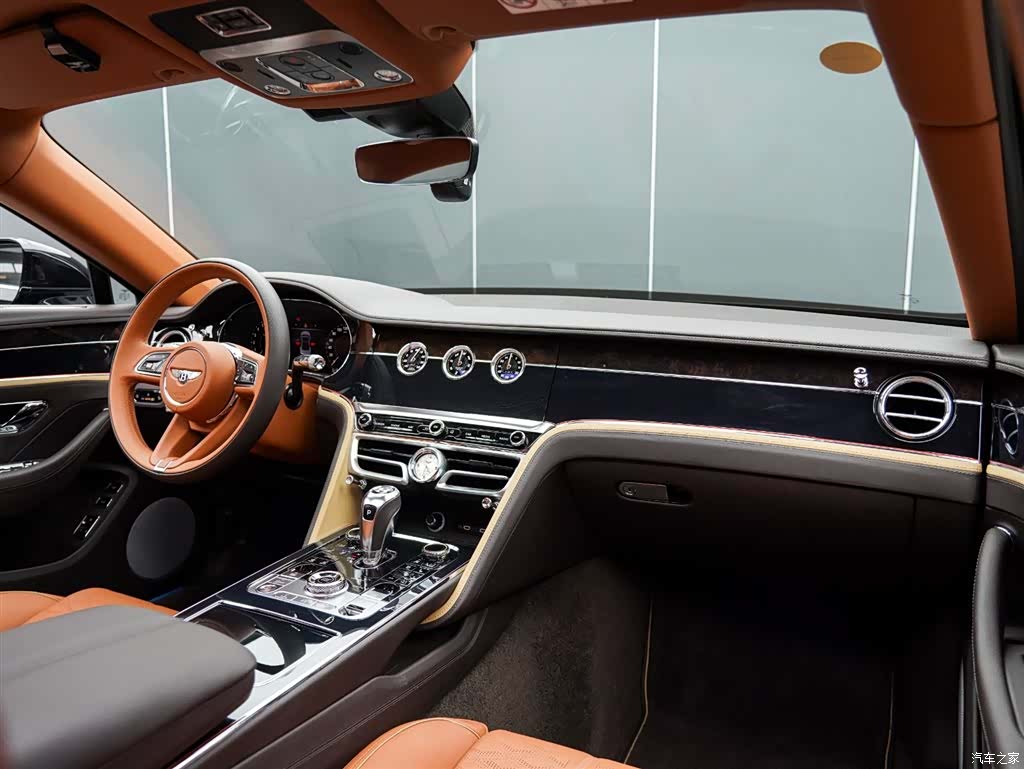 Bentley Flying Spur, 2026 18