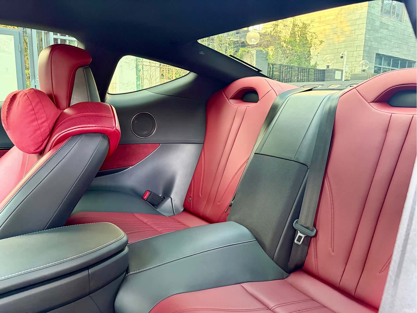 Lexus LC, 2018 13