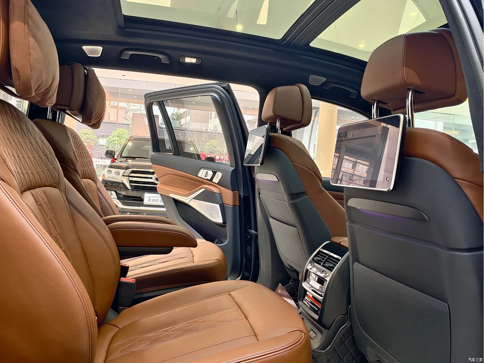BMW X7, 2019 10