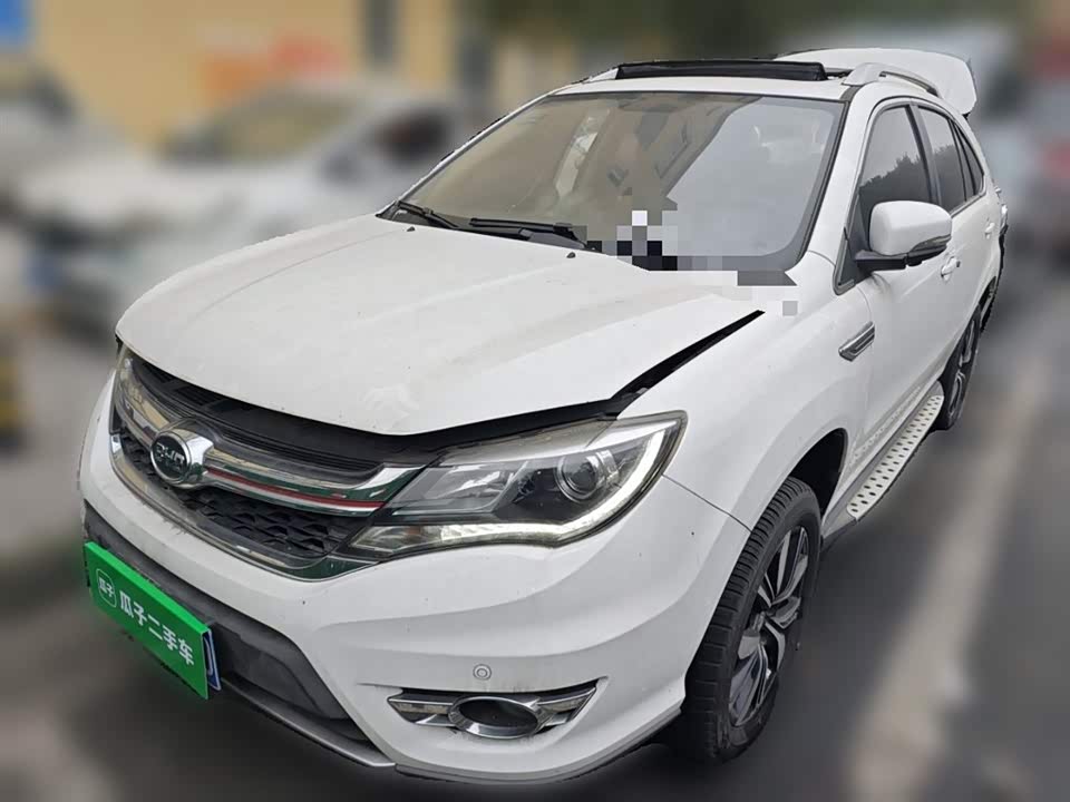 BYD S7