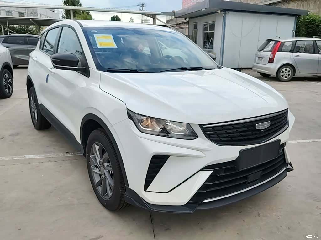 Geely Coolray, 2026 4