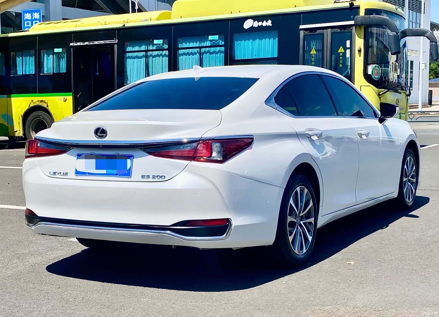 Lexus ES, 2023 6