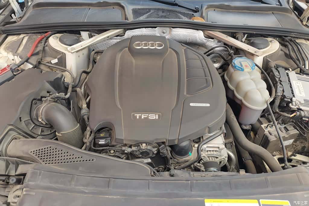 Audi A4L, 2018 10