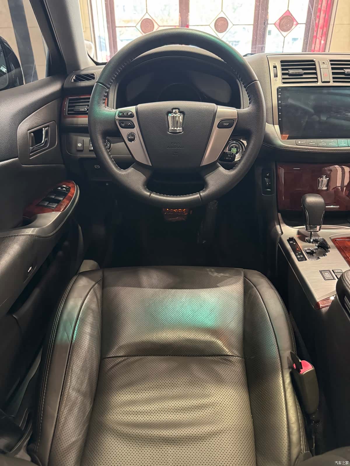 Toyota Crown, 2014 12
