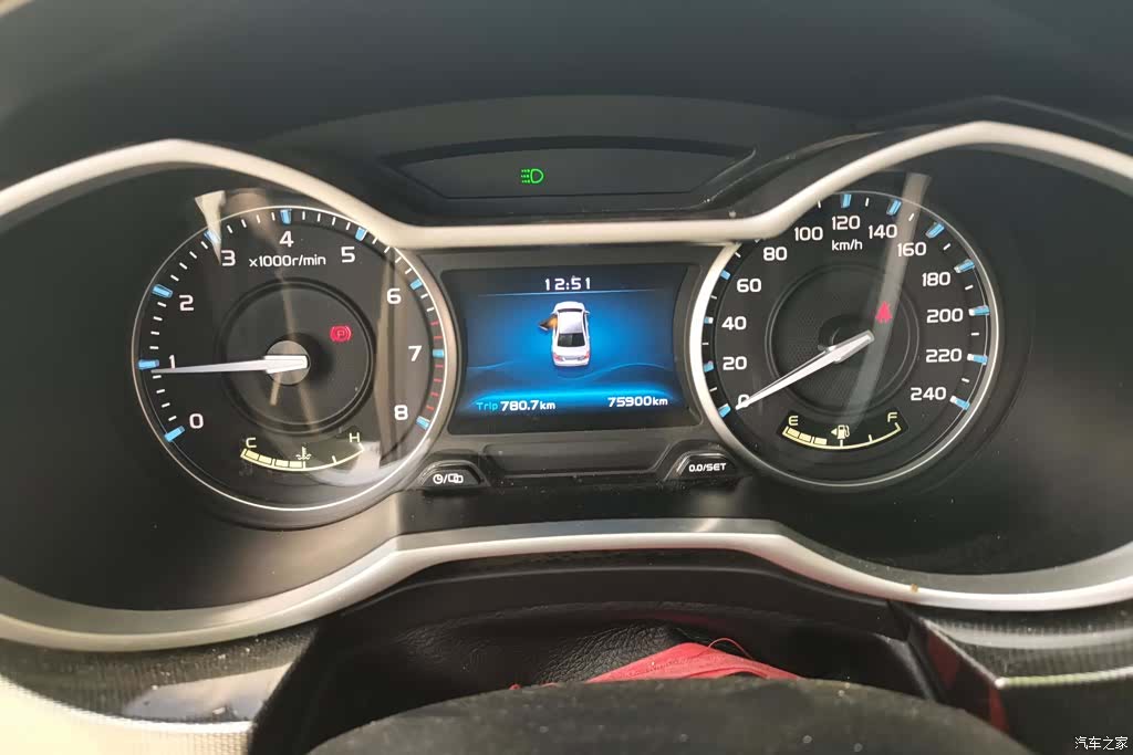 Geely Emgrand, 2018 14