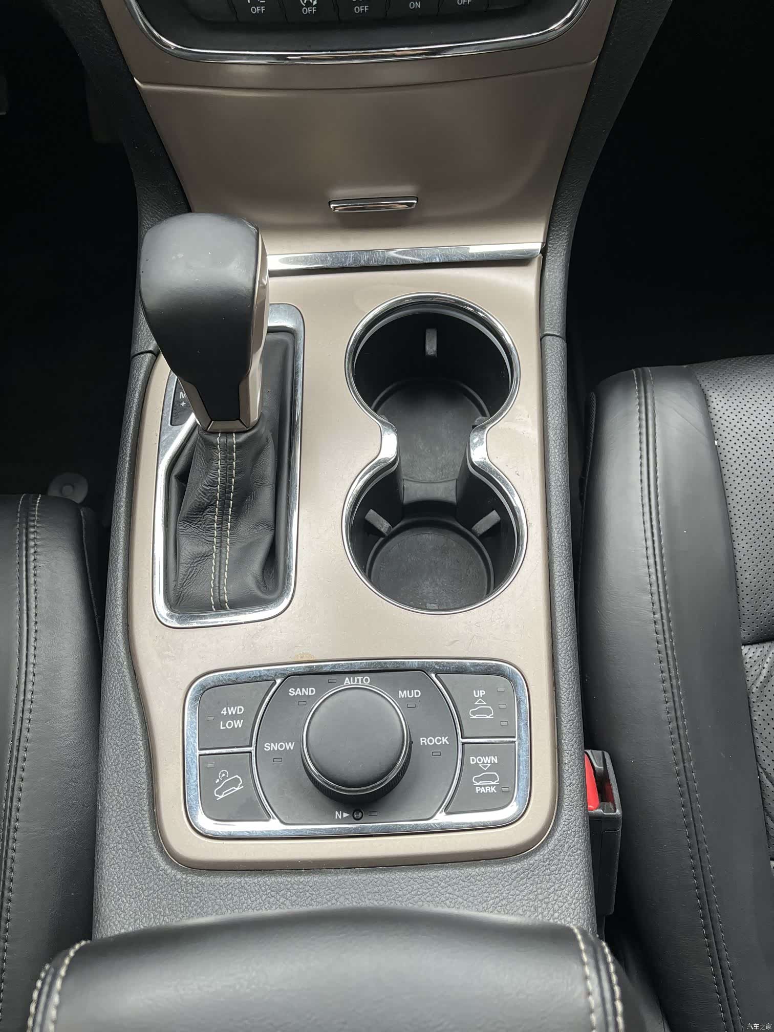 Jeep Grand Cherokee, 2016 6