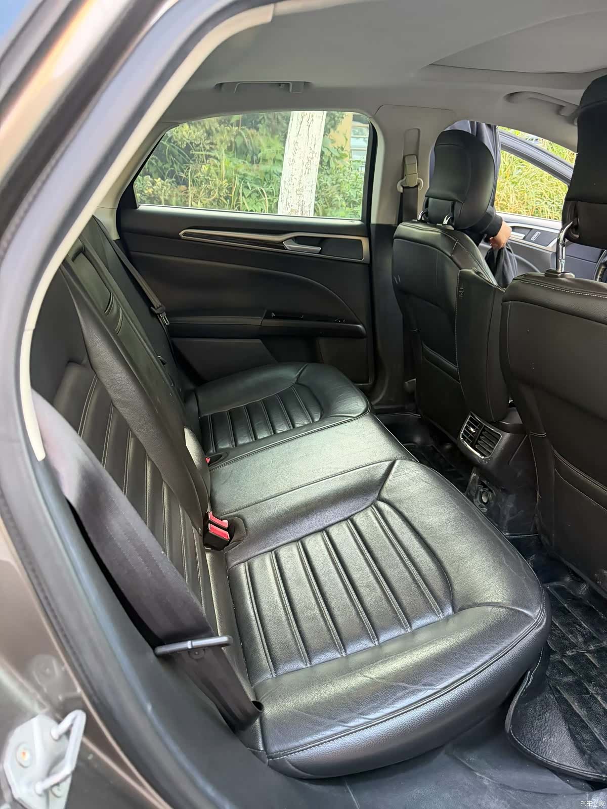 Ford Mondeo, 2014 8