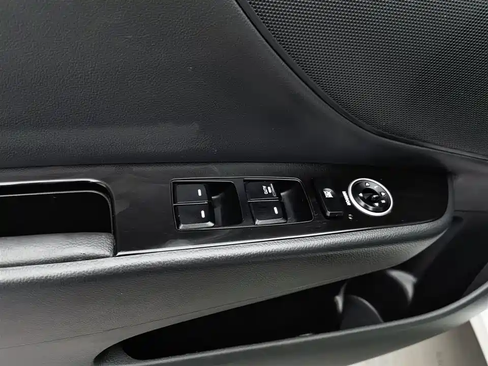 Hyundai Name picture