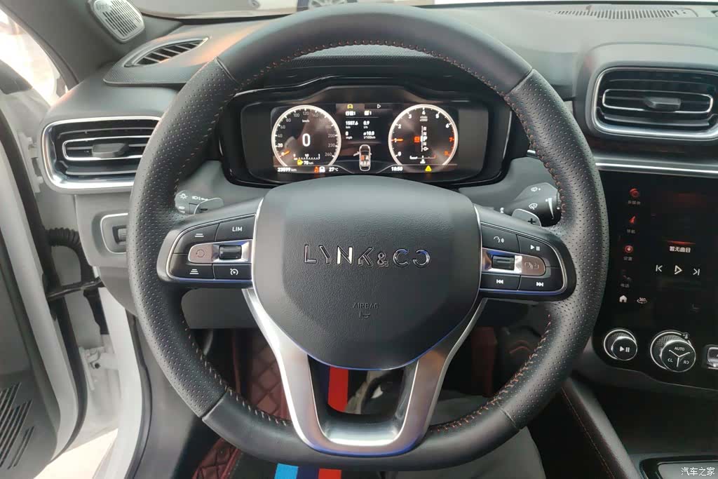 Lynk & Co 01, 2019 15