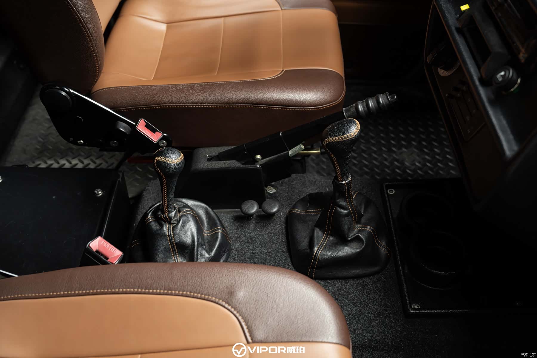 Mercedes-Benz G-Class, 2016 12