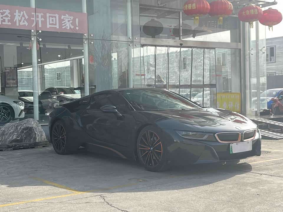 BMW i8
