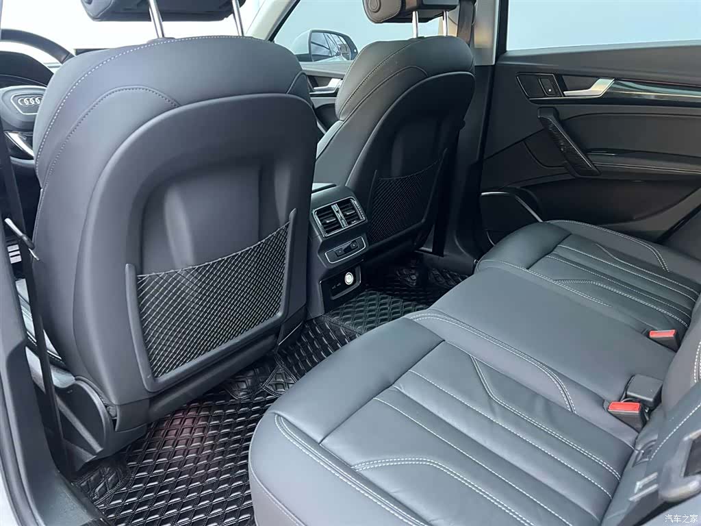 Audi Q5L, 2023 12