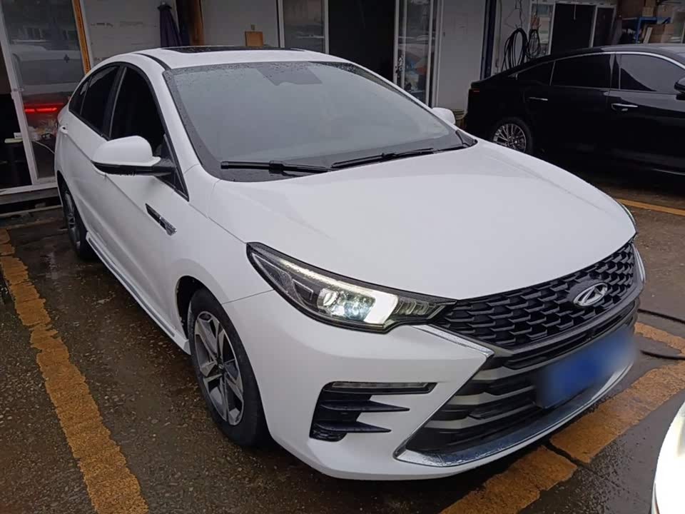 Chery Arrizo 5 PLUS