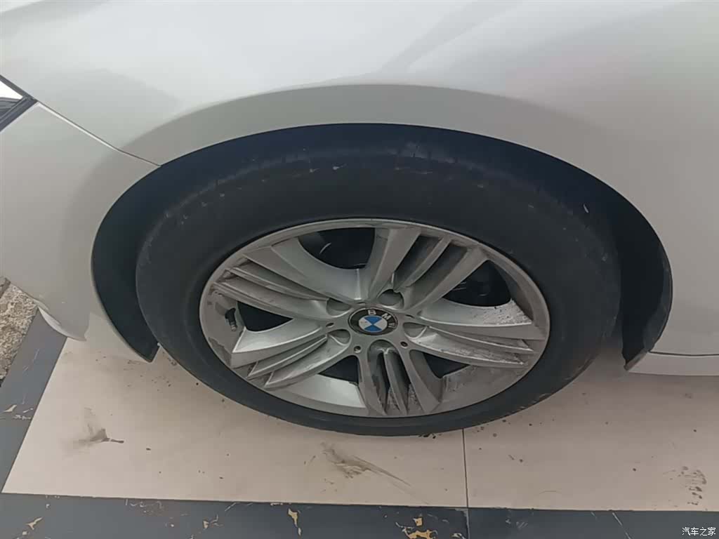 BMW 3 Series, 2016 23