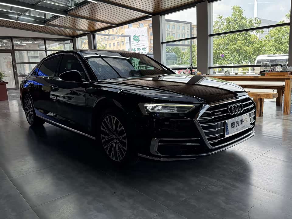 Audi A8 Audi A8