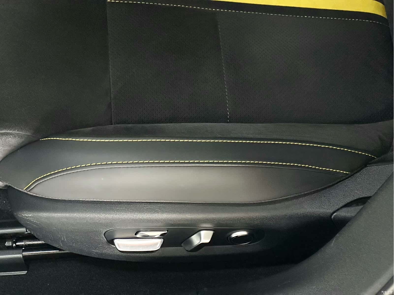 Xiaomi SU7, 2025 24