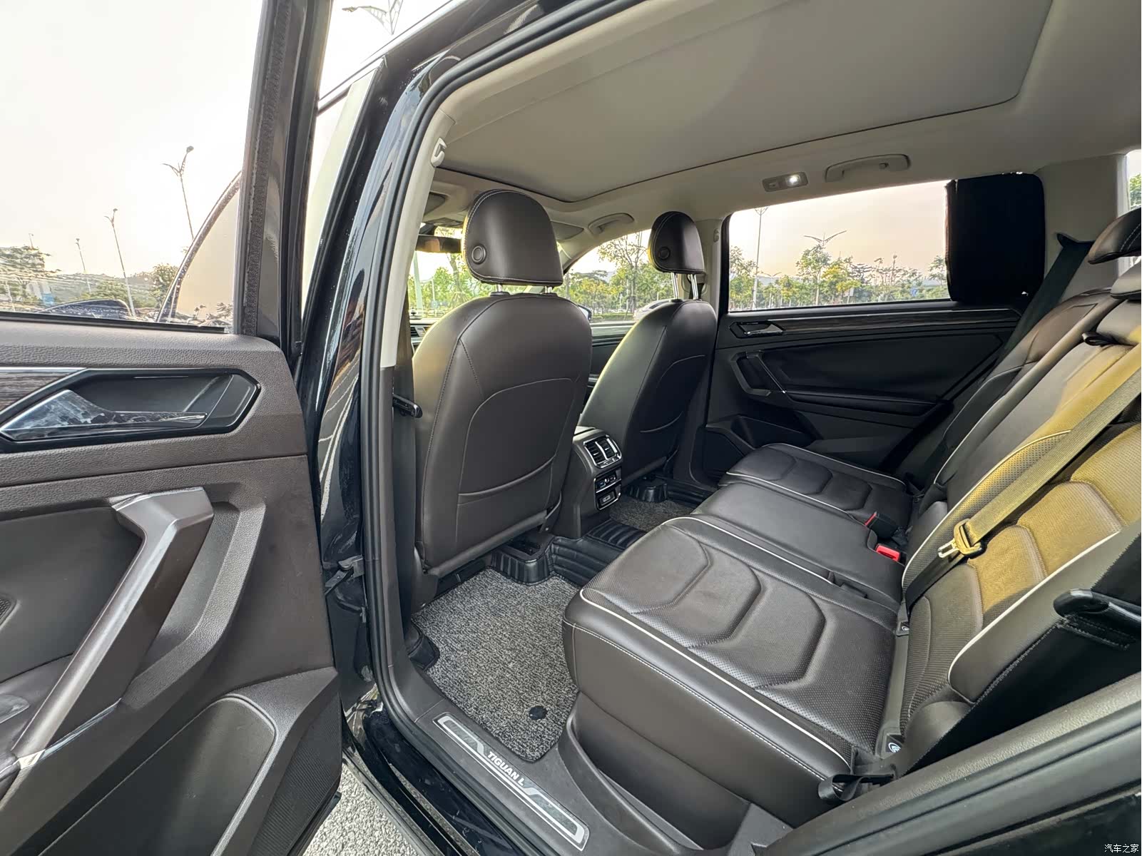 Volkswagen Tiguan L, 2018 21
