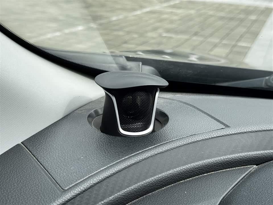 Luxgen Excellent 6 SUV