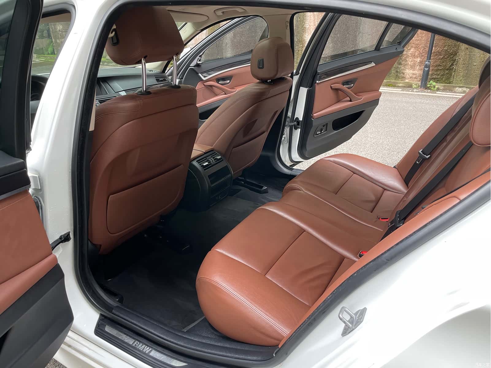 BMW 5 Series, 2015 12