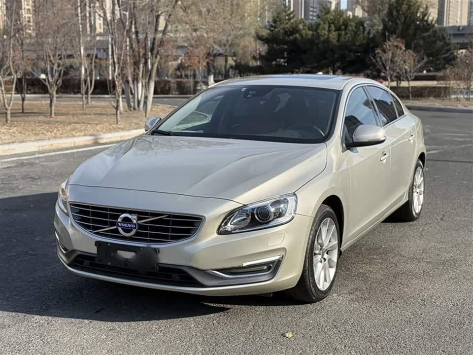 Volvo S60