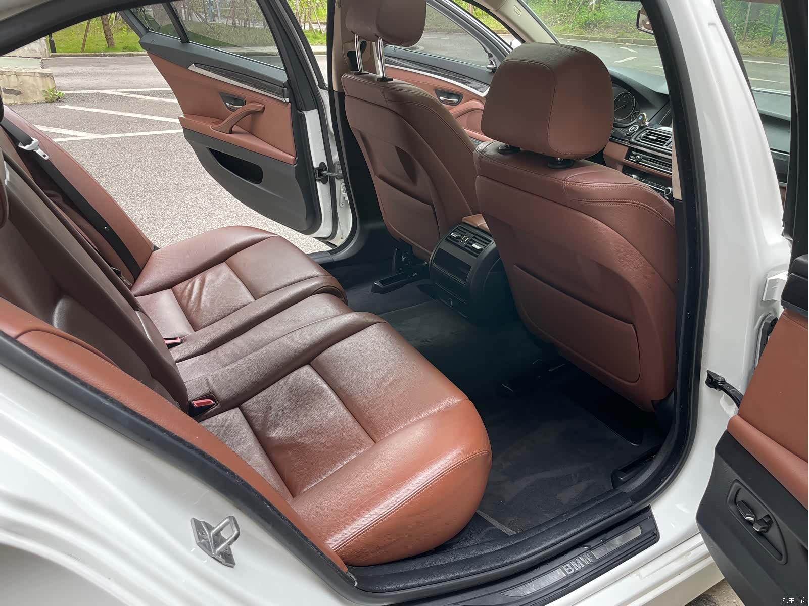 BMW 5 Series, 2015 13