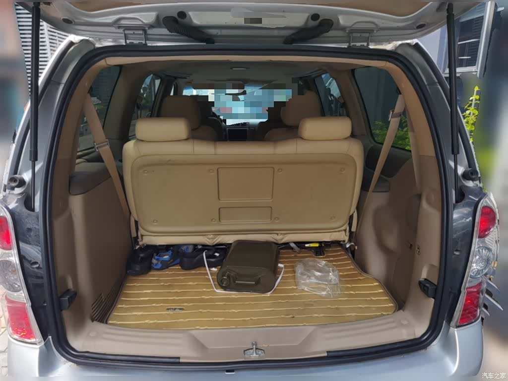 Buick GL8, 2016 10