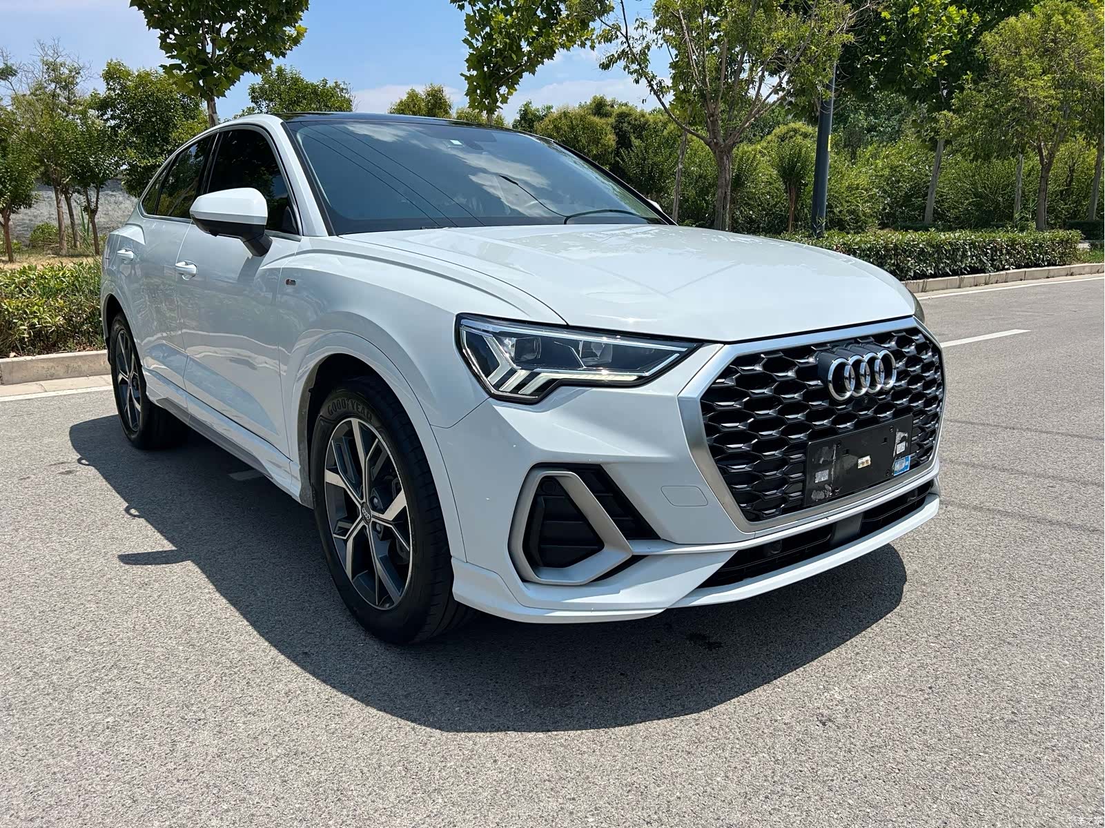 Audi Q3, 2021 3