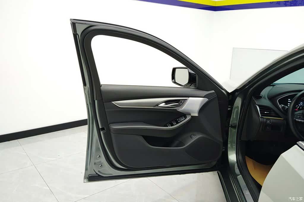 Cadillac CT5, 2023 7