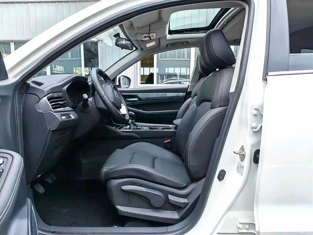 Geely X6, 2024 6