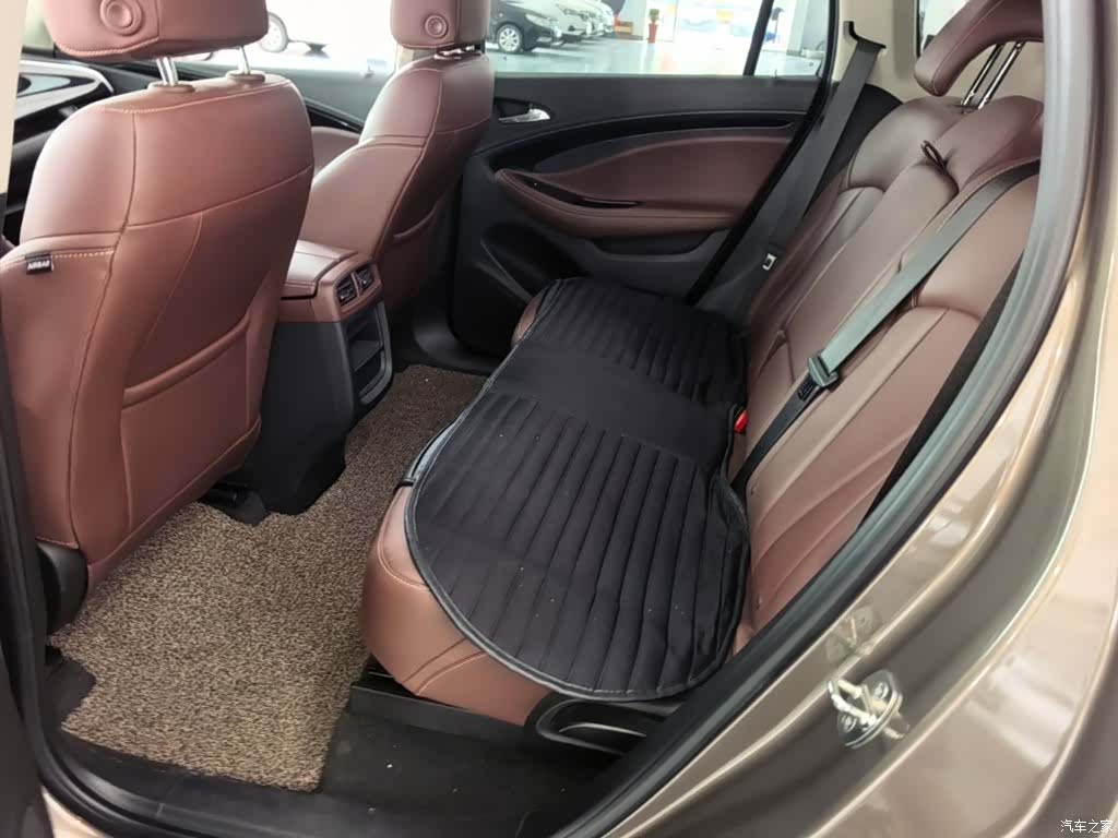 Buick Envision Plus, 2018 17