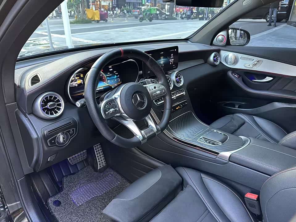 Mercedes-Benz GLC AMG
