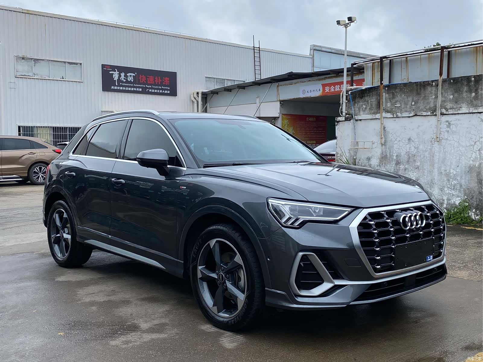 Audi Q3, 2022 3