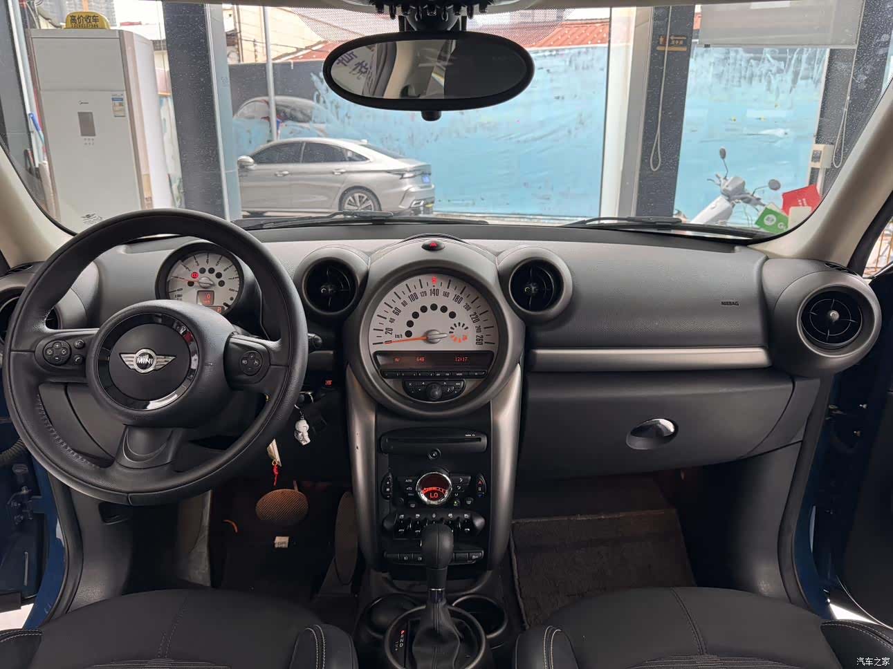Mini Countryman, 2012 17