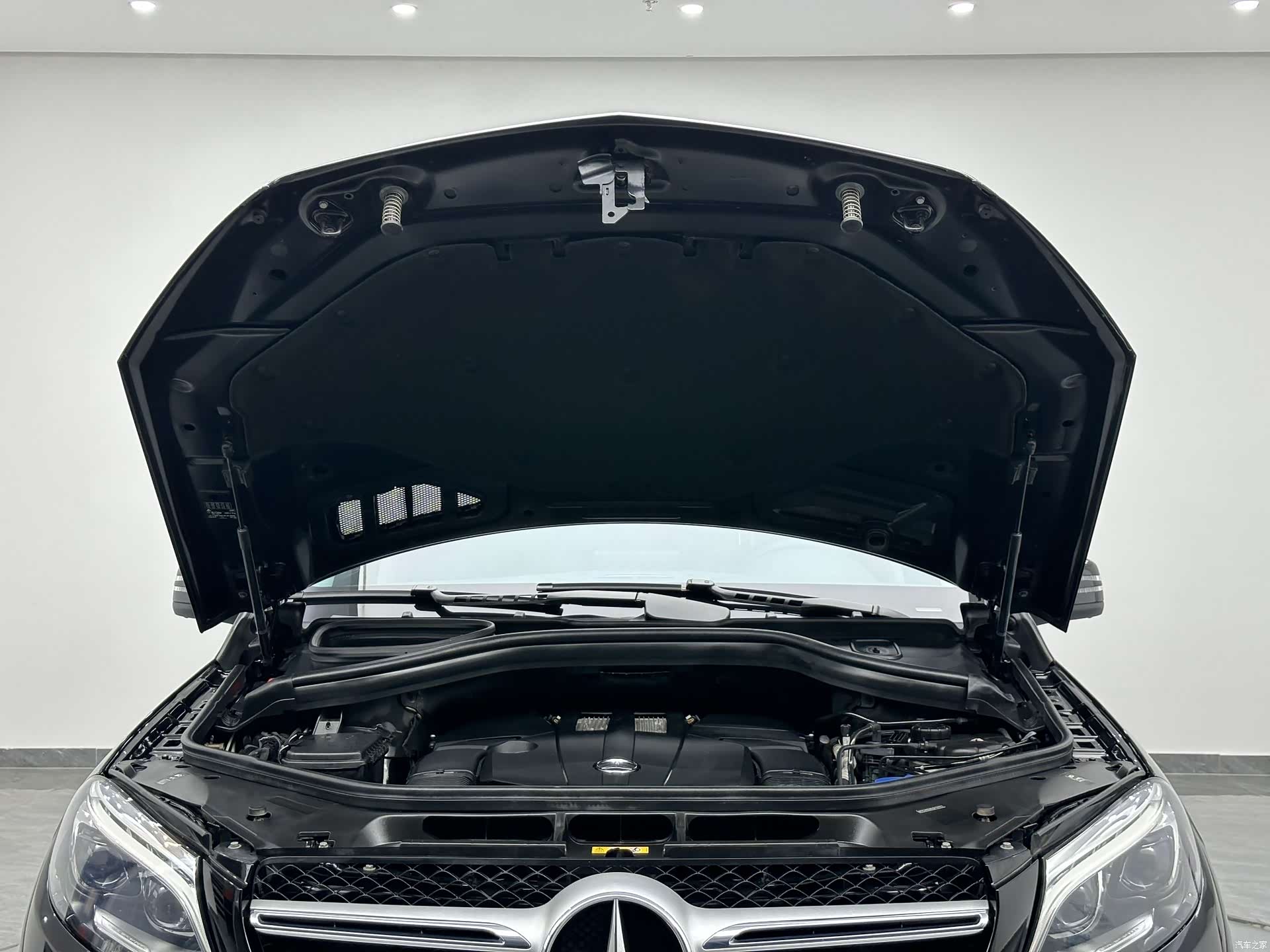 Mercedes-Benz GLE, 2019 27