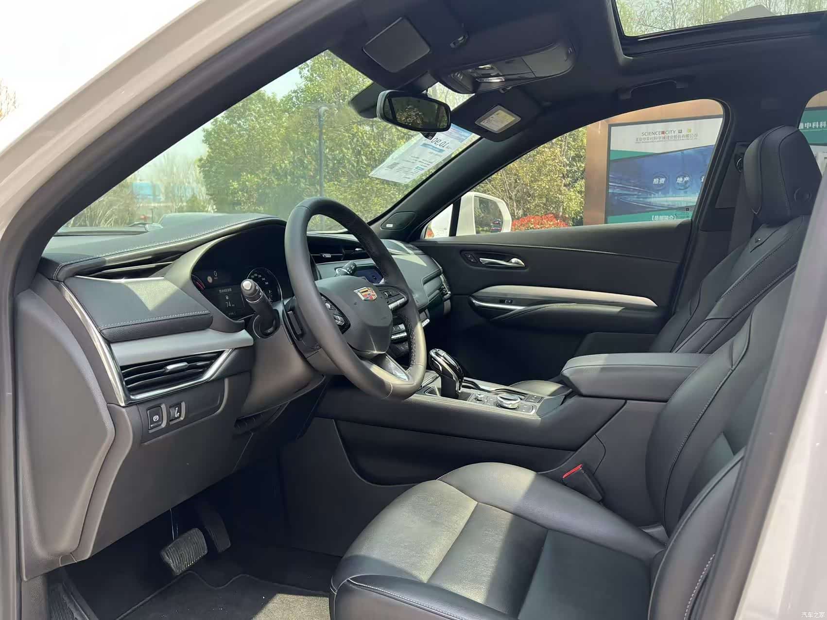 Cadillac XT4, 2020 7