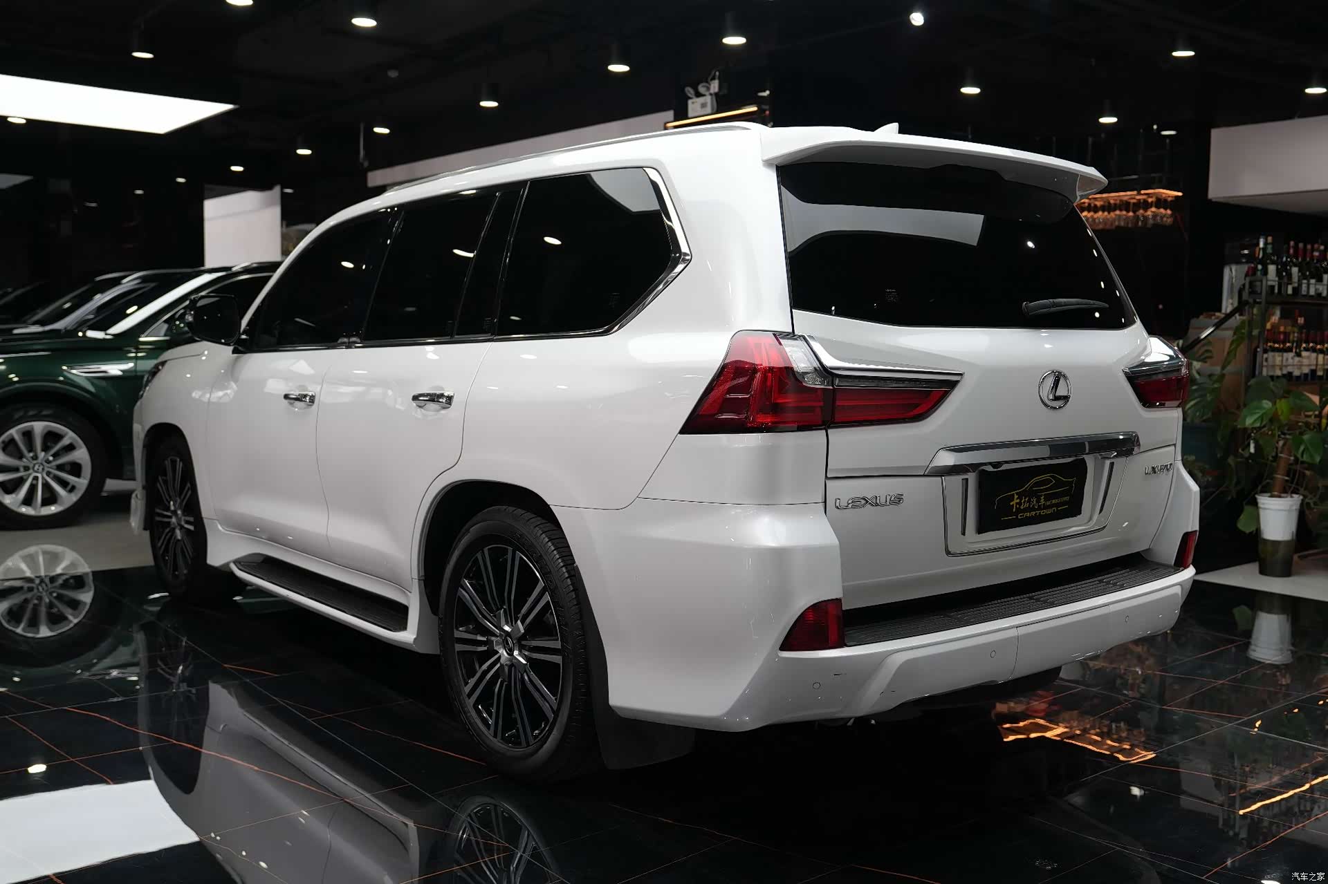 Lexus LX, 2020 11