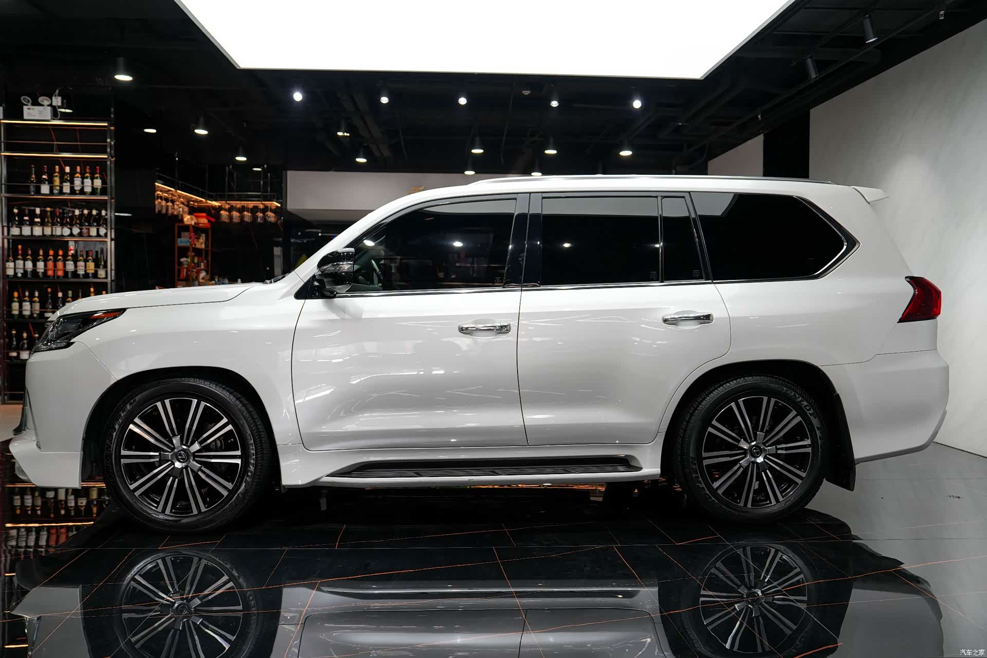 Lexus LX, 2020 12