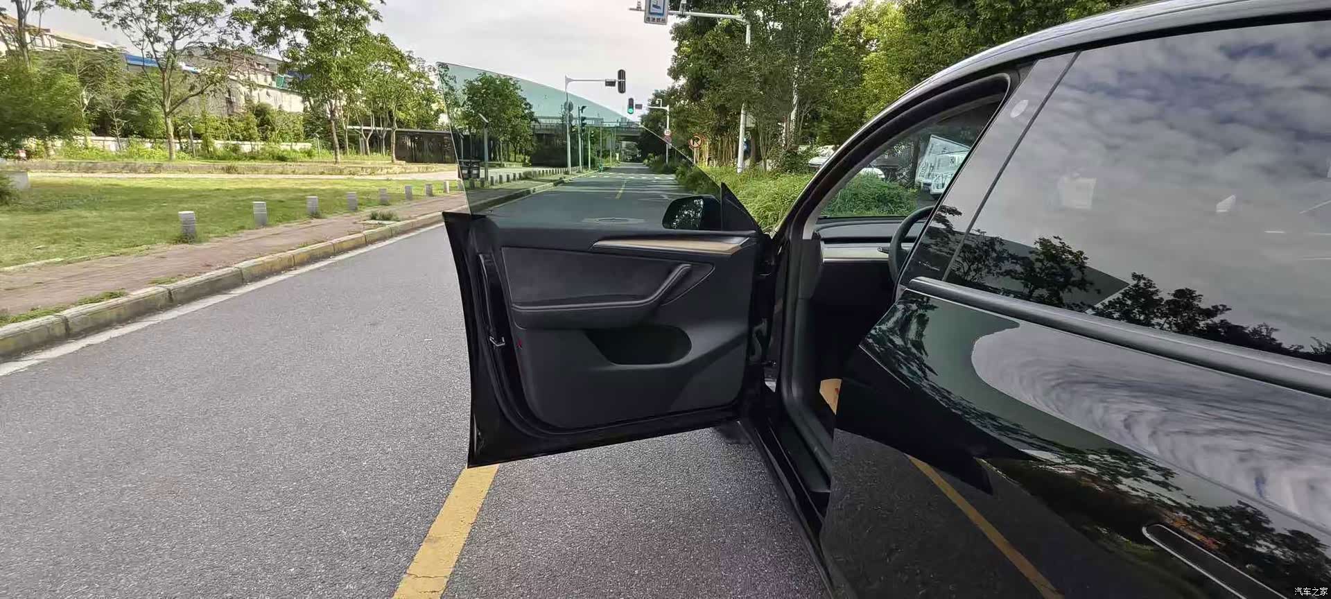 Tesla Model Y, 2022 10